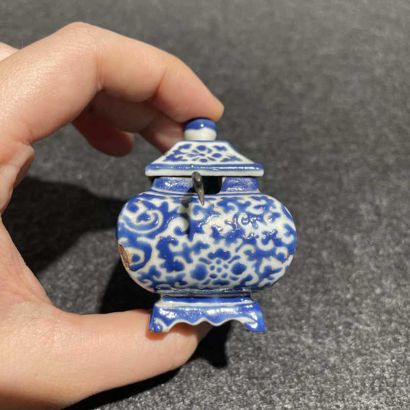 清乾隆 蓝料彩印泥盒、水丞一组两件 - 图5