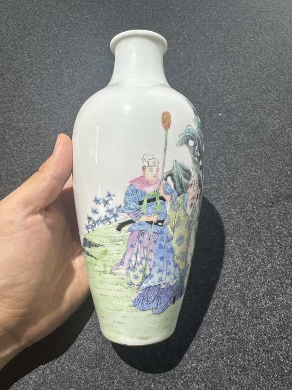 民国 粉彩孝感动天人物瓶 - 图6