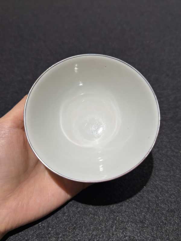清乾隆 粉彩萱花仙草纹小碗 - 图7