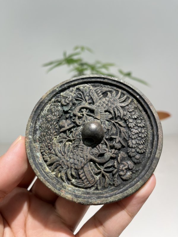 明 双凤衔花枝纹镜 - 图3