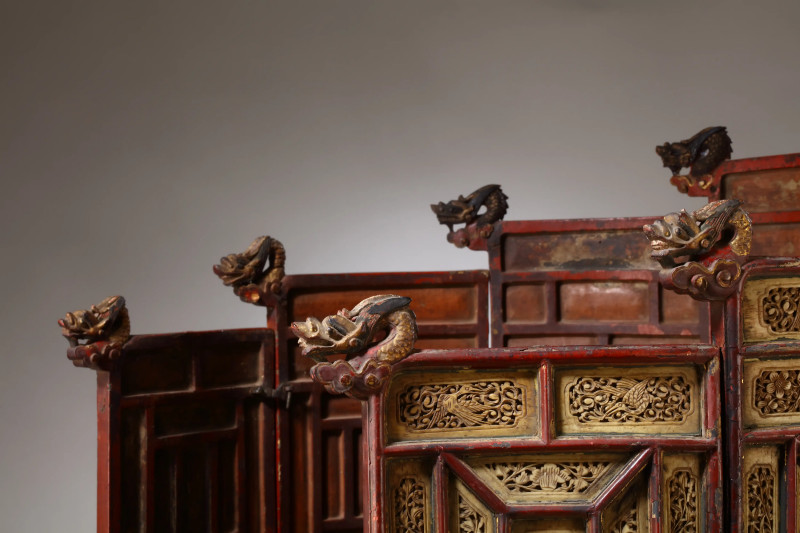 明 黑漆嵌骨人物花鸟图七屏圆背屏佛座 - 图6