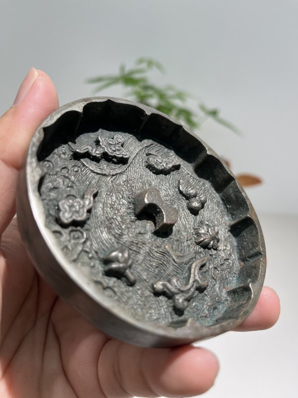 明 高缘多宝纹镜 - 图5
