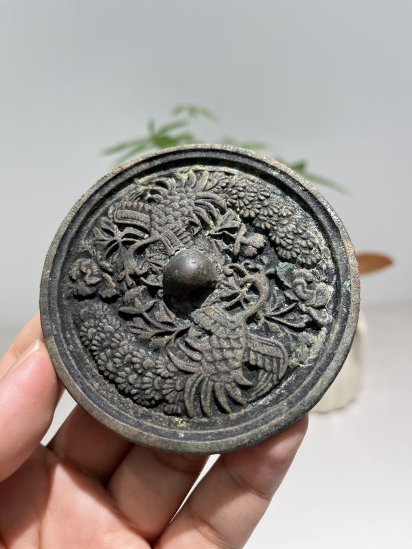 明 双凤衔花枝纹镜 - 图5