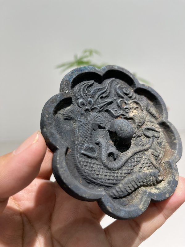 明 葵花形摩羯纹镜 - 图4
