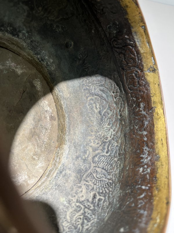 明 铜鎏金“云间胡文明制”款海水龙纹簋式炉 - 图15