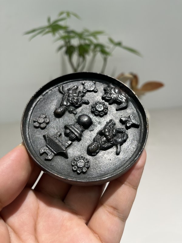 明 童子骑狮多宝纹镜 - 图5