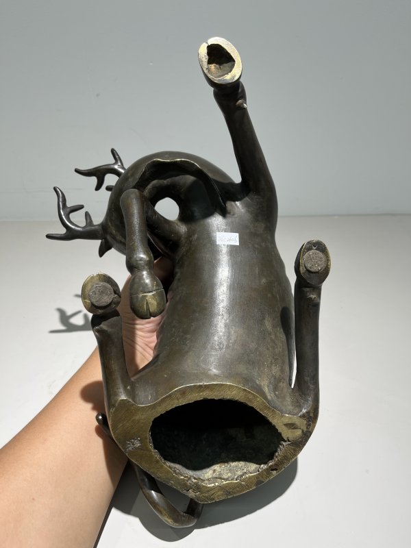 清 灵鹿形镜架托松石亭院龙纹屏 - 图24
