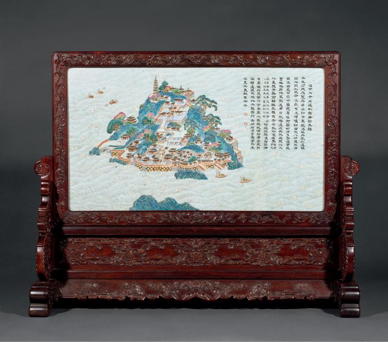 清乾隆 雕瓷洋彩“金山寺”图墨彩御制诗文插屏