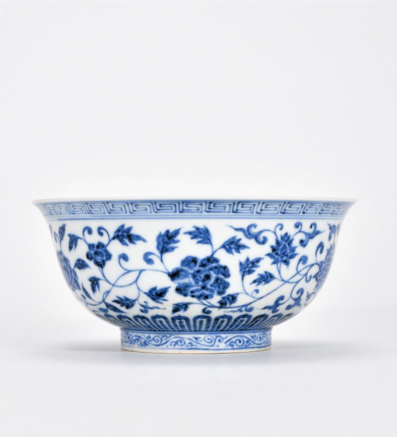 明永乐 内外青花缠枝莲纹碗