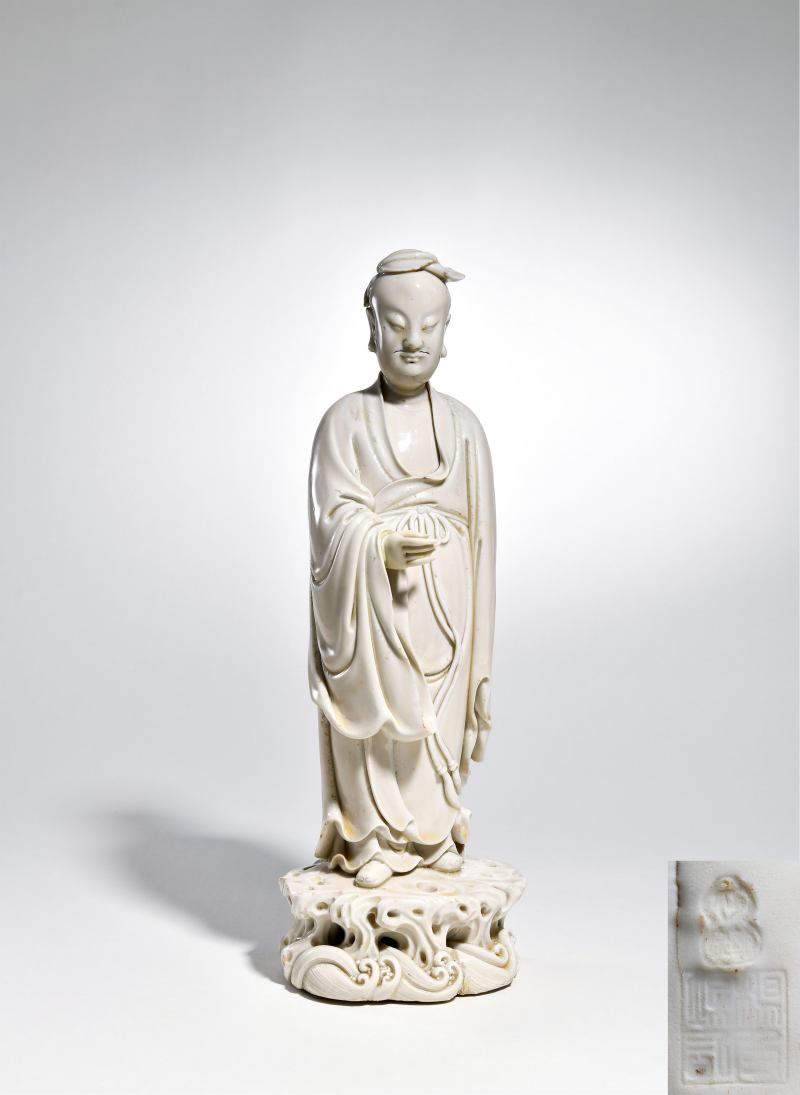 明 何朝宗制德化白瓷高士立像