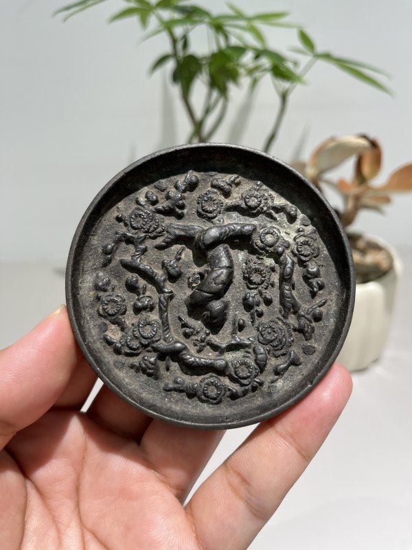 明 暗香疏影纹镜 - 图2