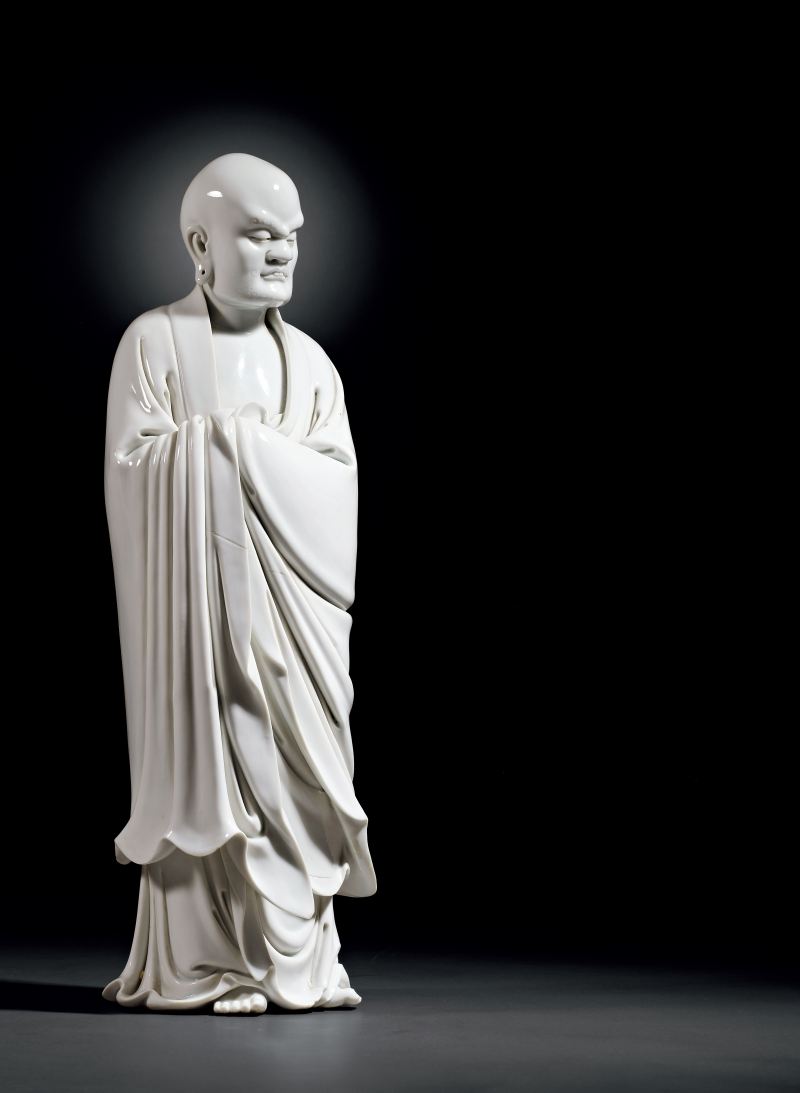清早期 德化窑罗汉立像 - 图2