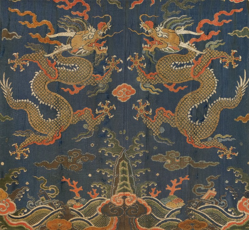 清康熙蓝地双龙纹织锦挂屏