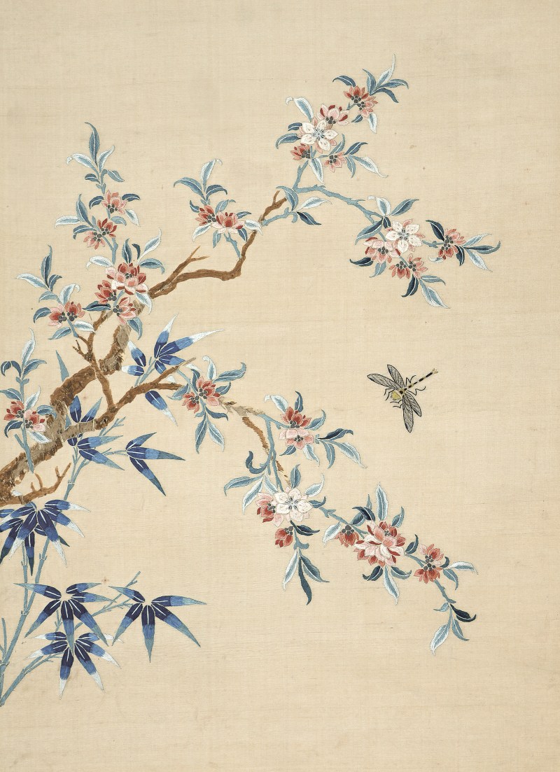 清乾隆苏绣四时花卉图一对 - 图2