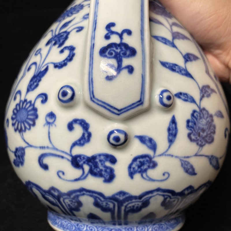 清乾隆 青花折枝花果纹执壶 - 图15