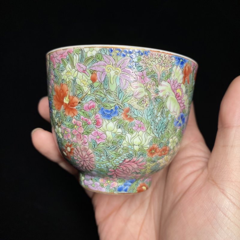 清嘉庆 粉彩百花不落地杯（一对） - 图4