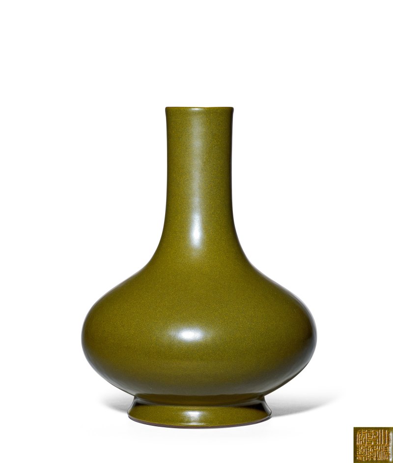 清乾隆 茶叶末釉荸荠瓶 - 图1