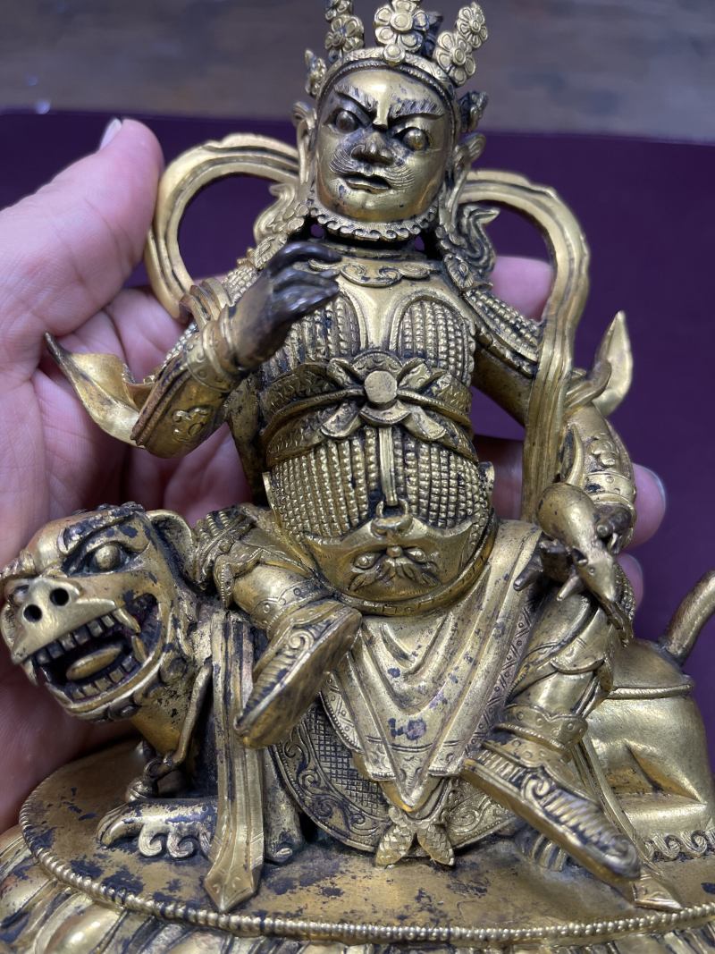 十八世纪 铜鎏金财宝天王像 - 图3