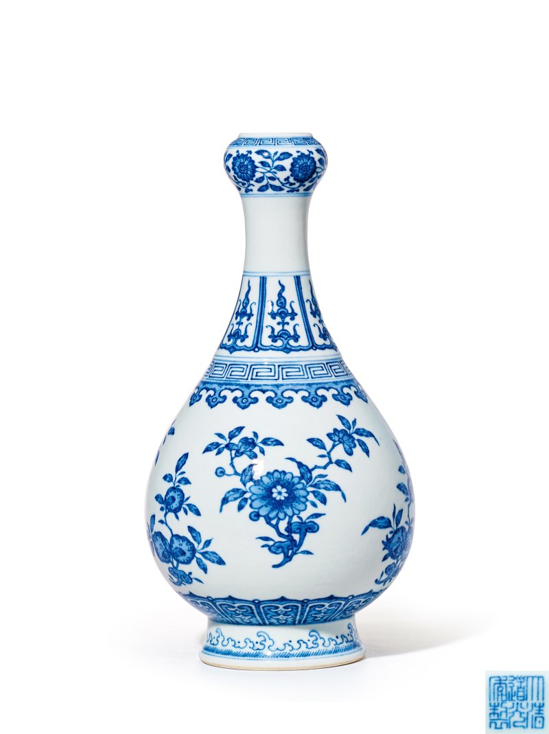 清道光 青花折枝花果纹蒜头瓶 - 图1