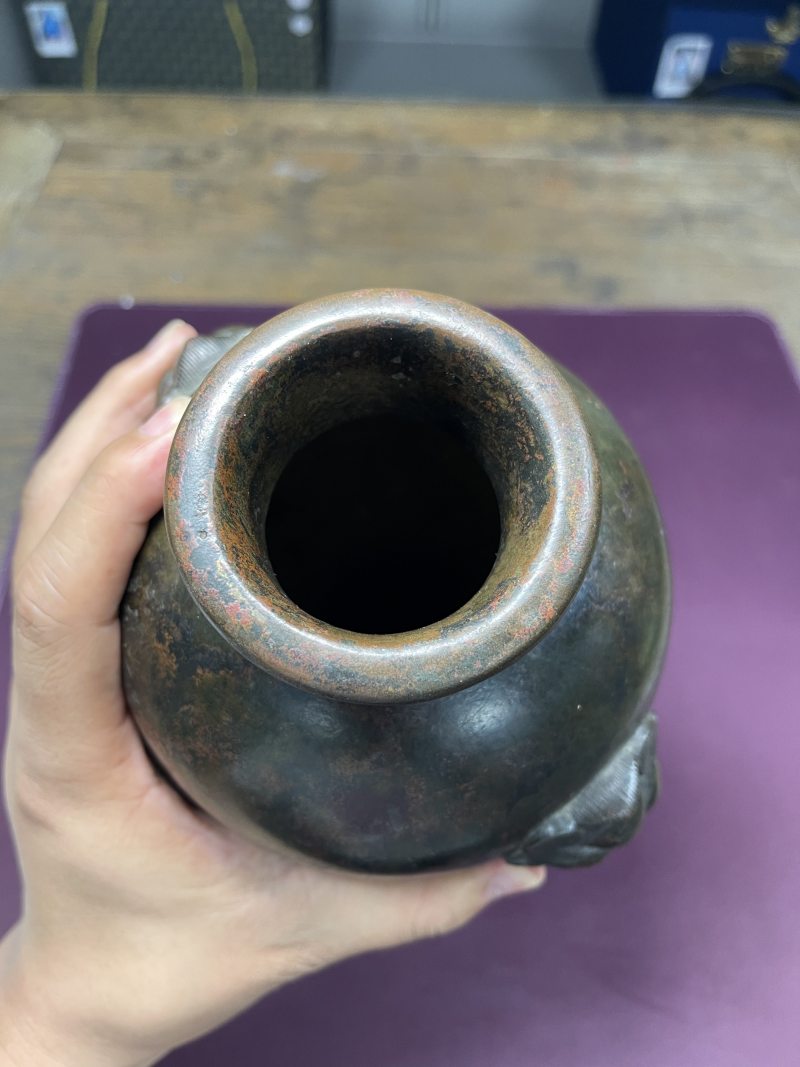 清早期 铜兽首衔环梅瓶 - 图7