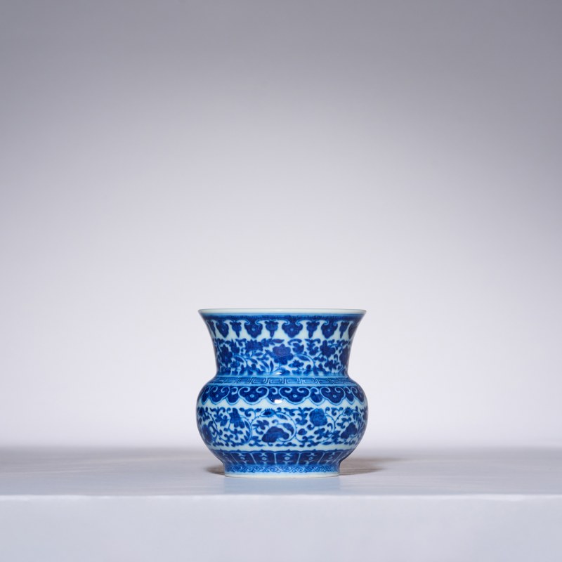 清道光 青花缠枝莲纹渣斗 - 图3