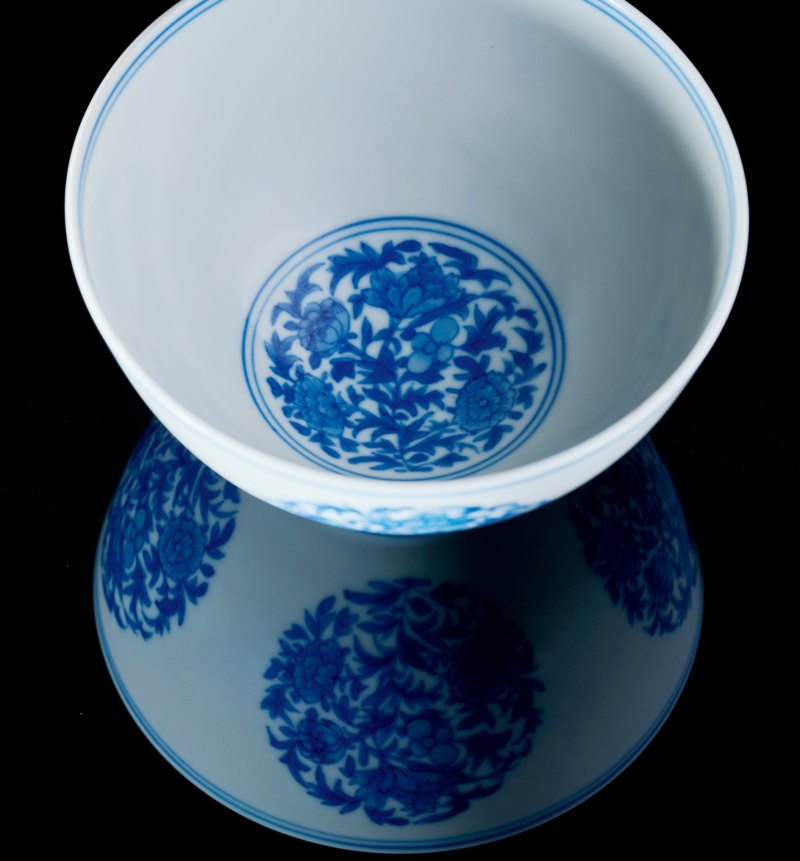 清雍正 青花团花纹小碗 - 图2