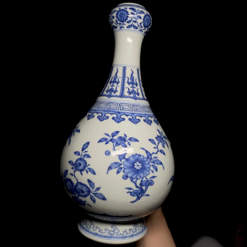 清道光 青花折枝花果纹蒜头瓶 - 图8
