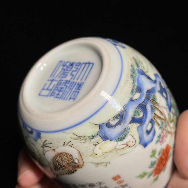 清乾隆 粉彩鸡缸杯 - 图13