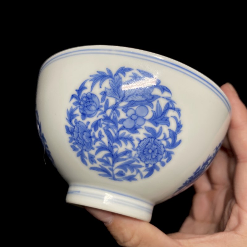 清雍正 青花团花纹小碗 - 图12