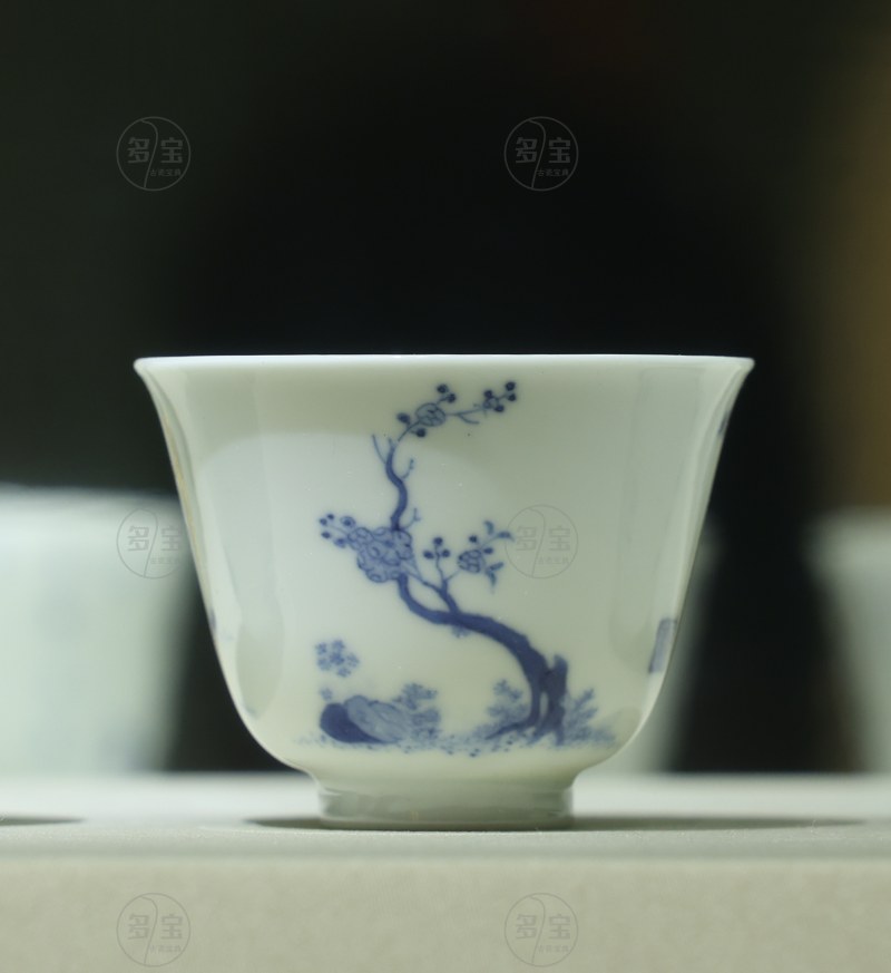 康熙青花三月花神杯 - 桃花