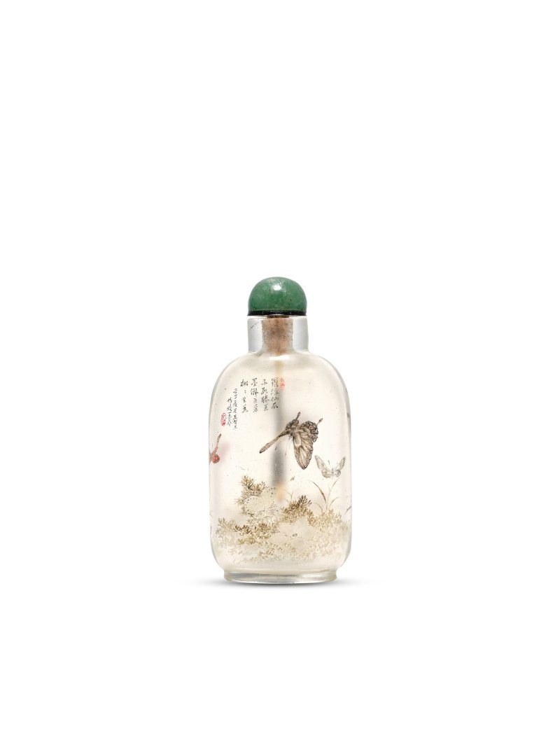壬子年（1972）　王習三作玻璃內畫「仙姿壽相」蝶舞圖鼻煙壺 | AN INSIDE-PAINTED GLASS 'BUTTERFLY' SNUFF BOTTLE - 图2