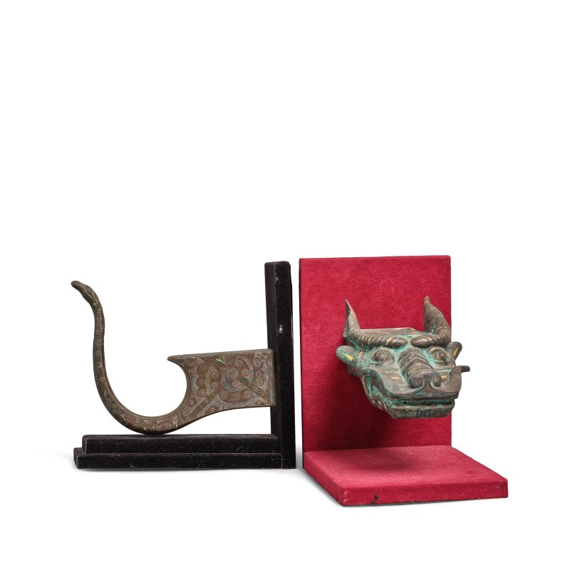 二十世紀仿漢 銅錯金銀龍首 | TWO INLAID BRONZE FINIALS