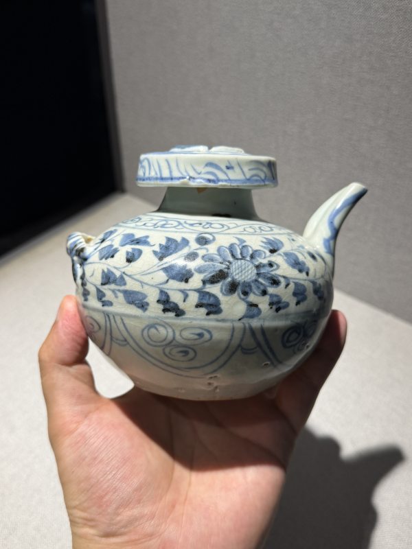 元 青花花卉纹盘口水注 - 图3