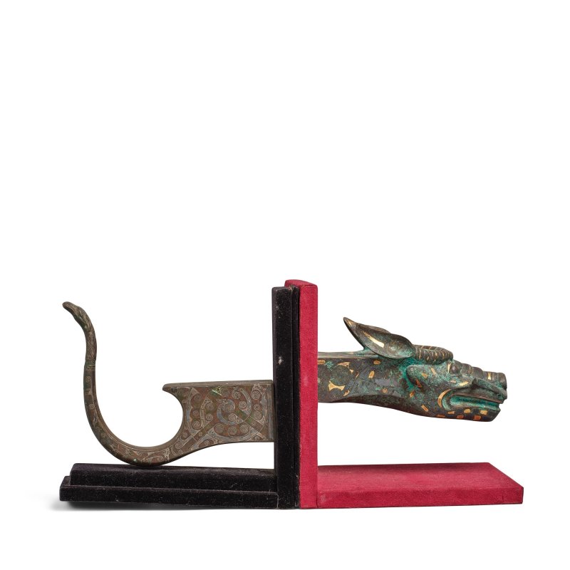 二十世紀仿漢 銅錯金銀龍首 | TWO INLAID BRONZE FINIALS - 图2