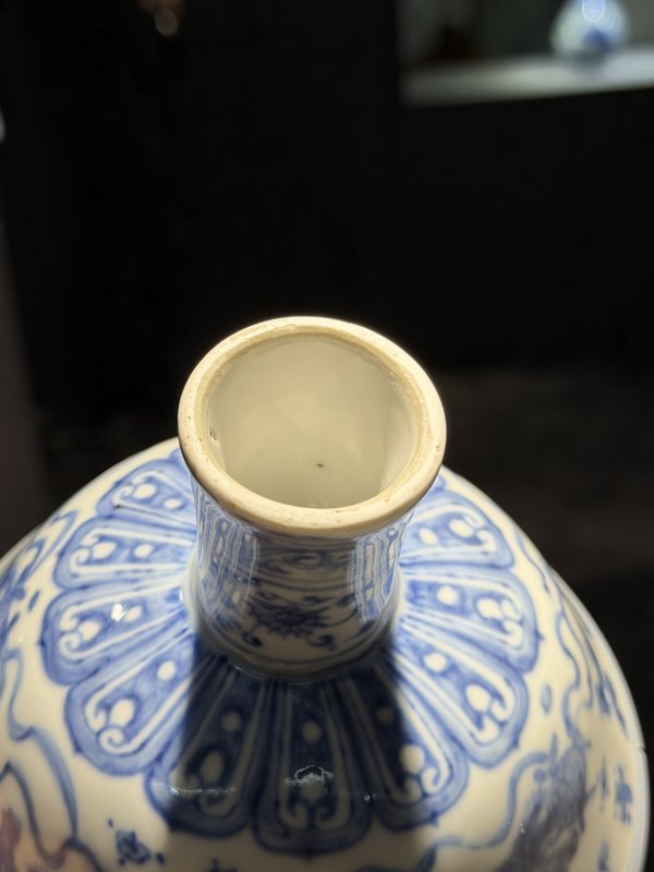 明成化 御制青花狮戏绣球纹高足碗 - 图16