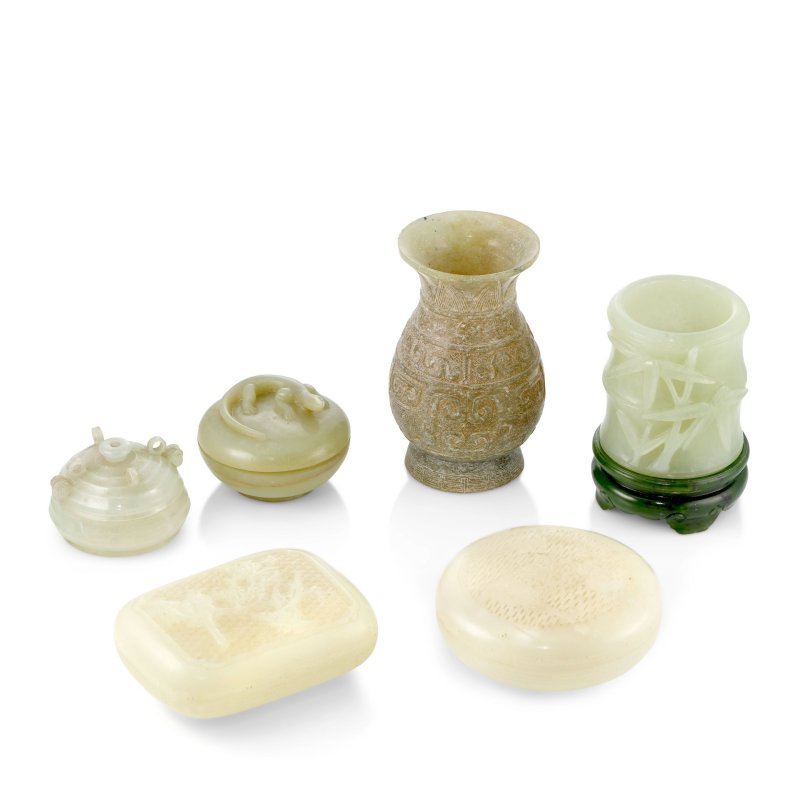 二十世紀 玉雕瓶盒共六件 | SIX JADE CARVINGS OF VESSELS