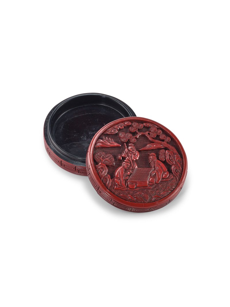 明中期至晚期　剔紅博弈圖小圓蓋盒 | A CARVED CINNABAR LACQUER BOX AND COVER