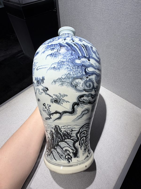 明天顺 青花药神人物梅瓶 - 图10