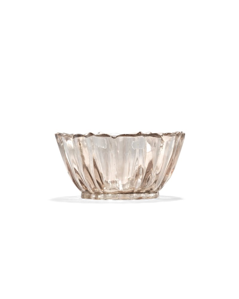 清　水晶菱花式小杯 | A SMALL ROCK CRYSTAL BRACKET-LOBED CUP - 图2