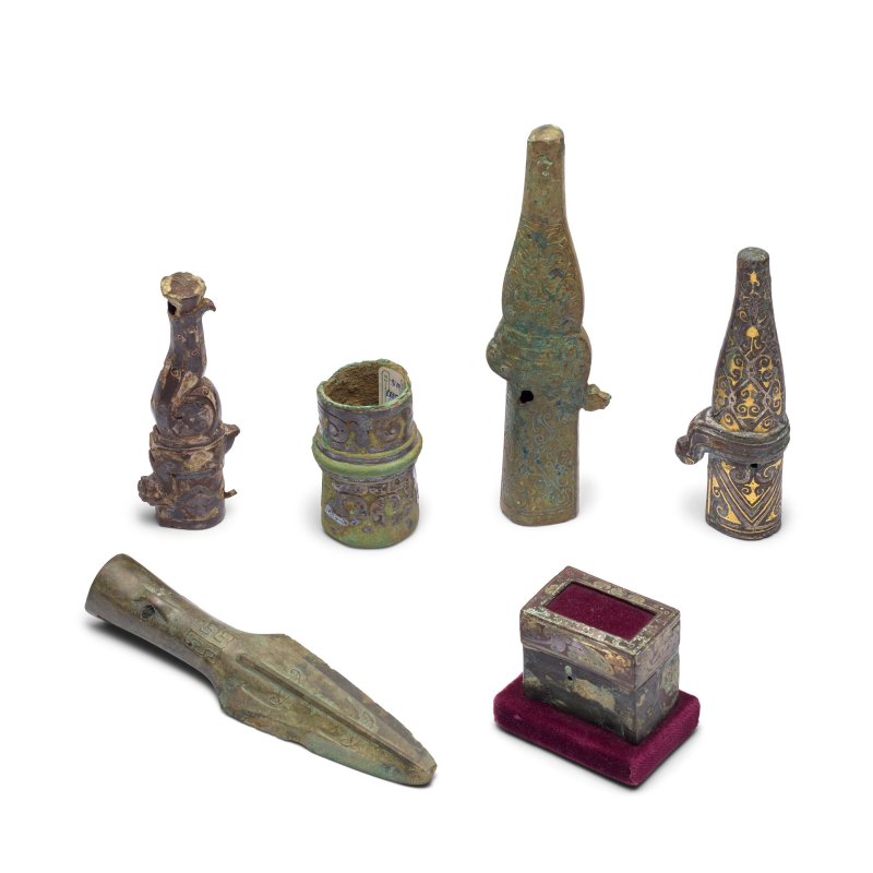 戰國/漢 錯金銀銅兵馬具六件 | SIX INLAID BRONZE FINIALS