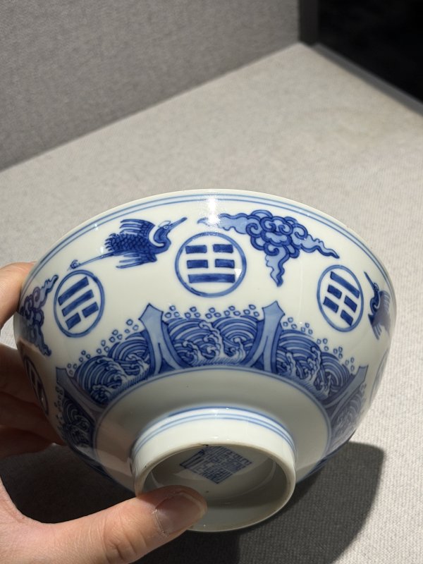 清乾隆 青花云鹤纹碗一对 - 图16