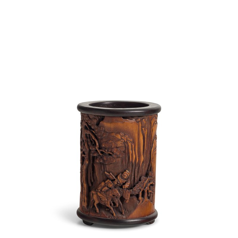 二十世紀 竹刻山水人物圖筆筒 黃楊木貼皮八吉祥紋長方蓋盒 | A BAMBOO BRUSHPOT AND A BOXWOOD VENEERED RECTANGULAR BOX AND COVER - 图6