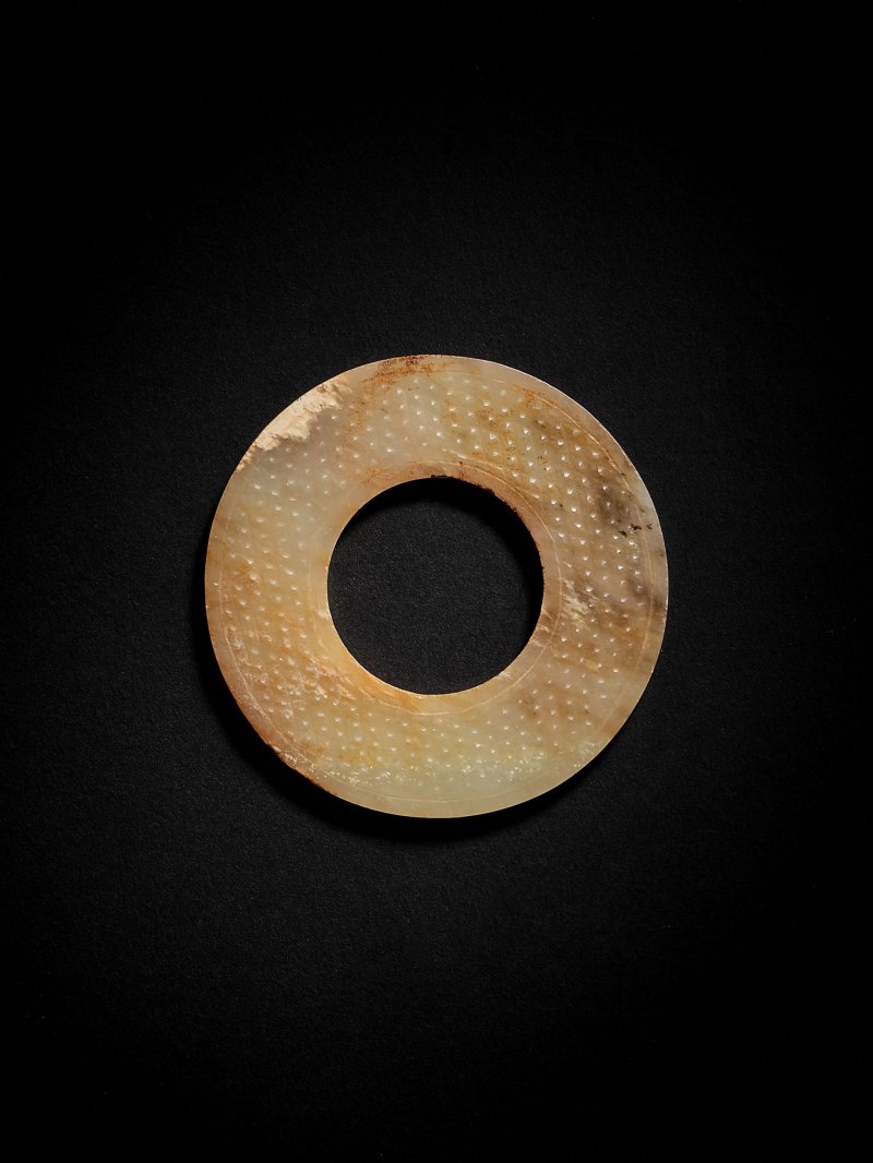 漢　青玉榖紋環 | A SMALL CELADON JADE DISC, HUAN - 图4