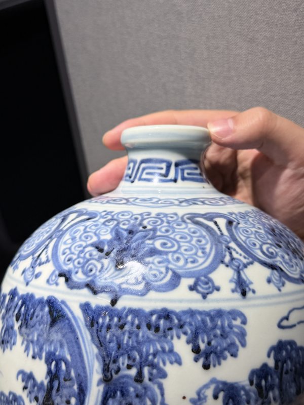 明天顺 青花药神人物梅瓶 - 图15