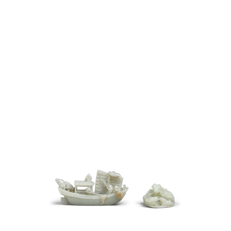 二十世紀 青白玉漁人帆船擺飾 白玉《三羊開泰》擺飾 | A PALE CELADON JADE 'FISHERMEN ON A BOAT' CARVING AND A WHITE JADE 'THREE GOATS' ORNAMENT