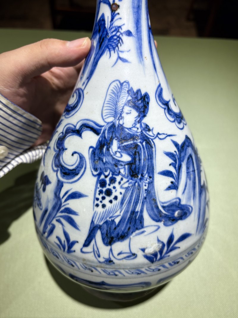 元 青花纯阳帝君点化曹国舅玉壶春瓶 - 图4