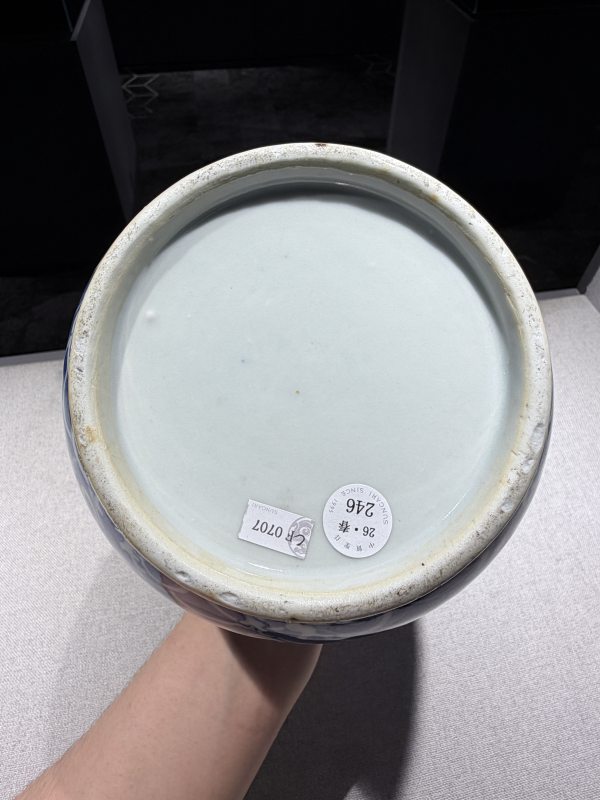 清中期 青花海水江崖云龙纹长颈瓶 - 图13