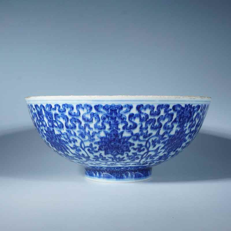 清乾隆青花宝相花卉大碗-多宝古瓷宝典
