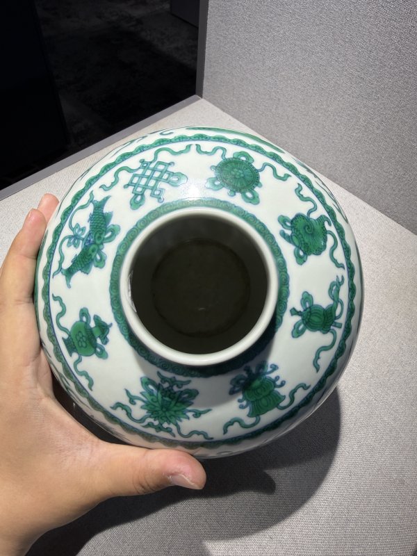 清乾隆 斗彩绿龙罐 - 图6