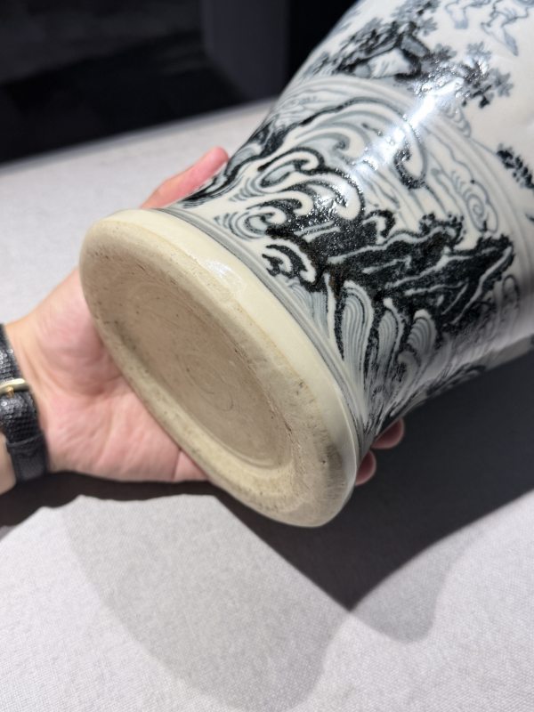 明天顺 青花药神人物梅瓶 - 图19